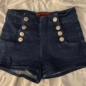 Sailor style double button shorts,about a size 0-2